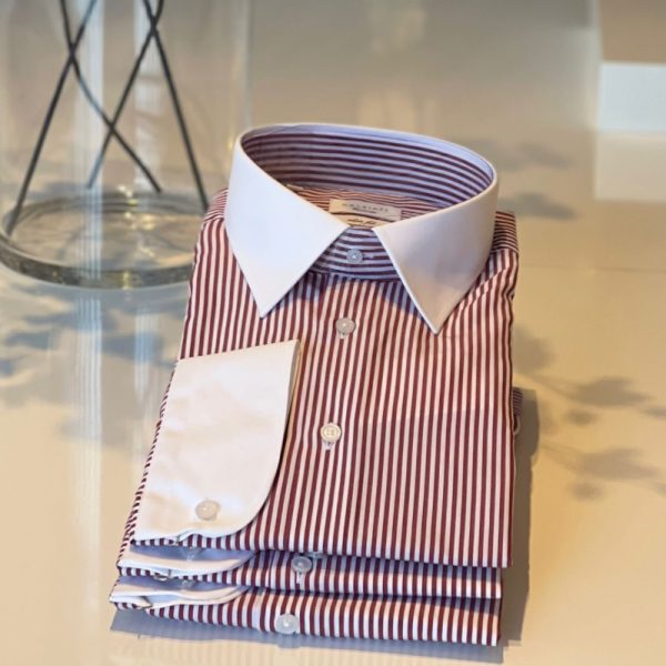 Camisa Clássica com Punho Duplo